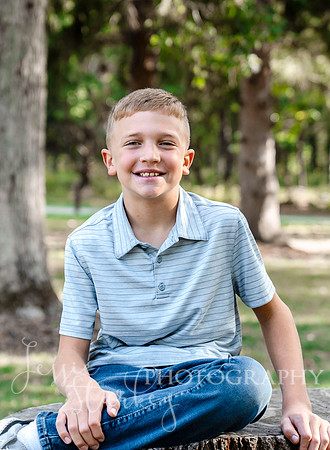 2372